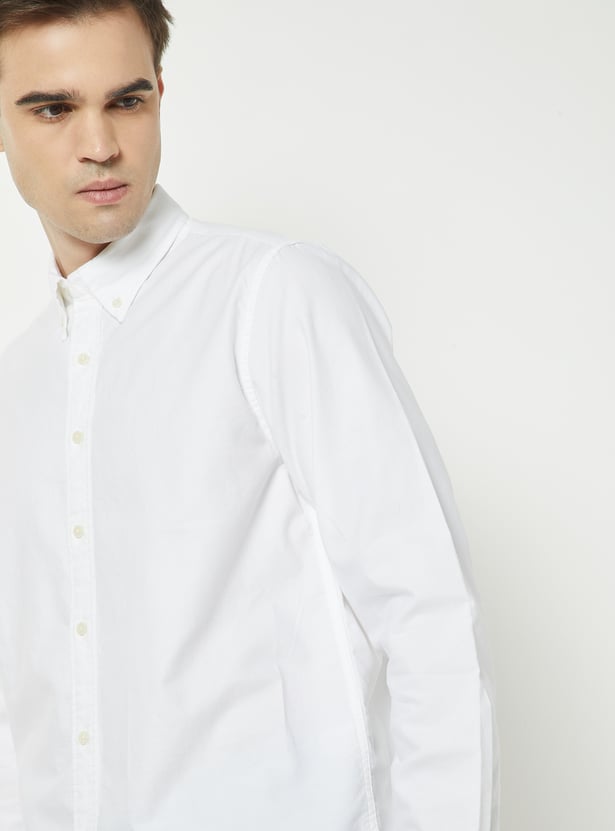 Men Solid Regular Fit Shirt