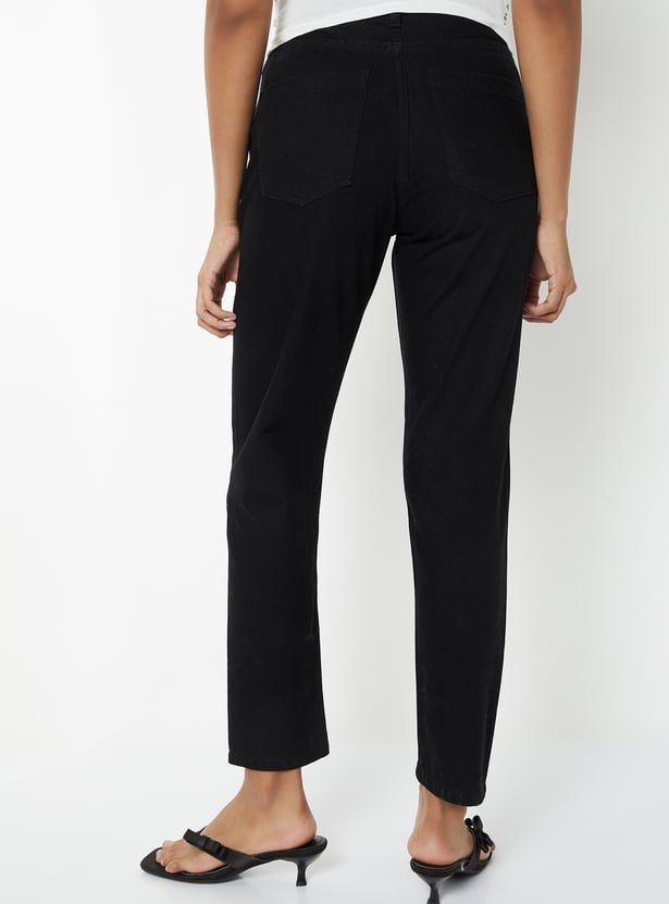 Women Solid Mom Fit Jeans