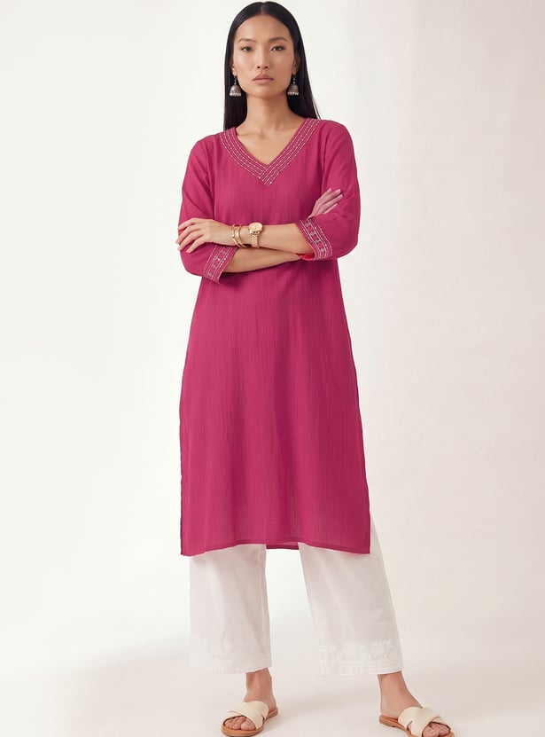 Women Embroidered Straight Kurta