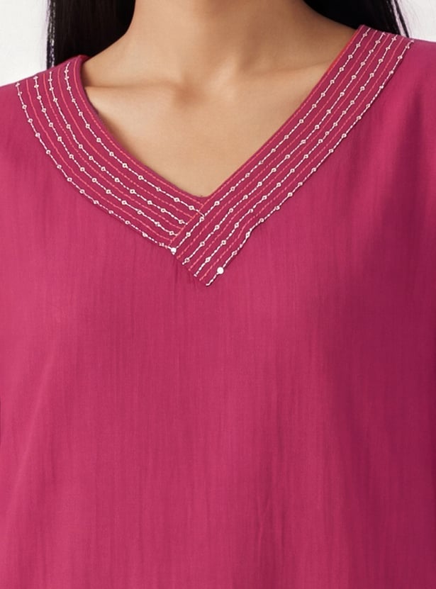 Women Embroidered Straight Kurta