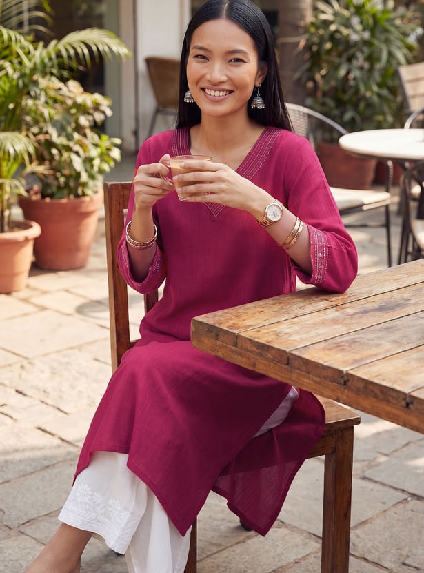 Women Embroidered Straight Kurta