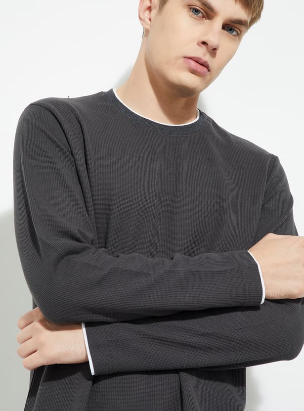 URB_N Men Solid T-shirt