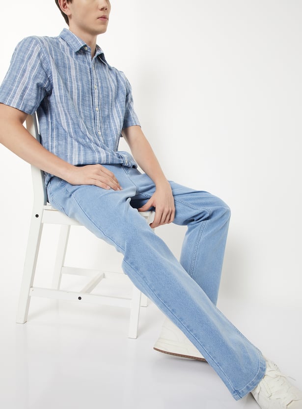 Men Washed Straight Fit Jeans