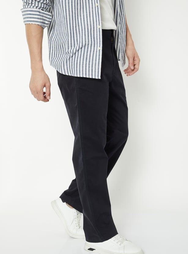 Men Solid Regular Fit Trousers