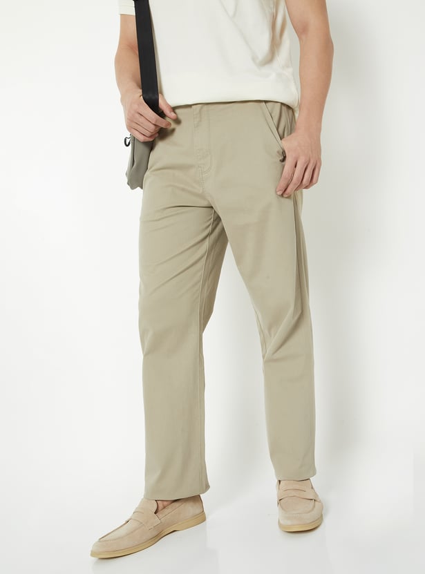 Men Solid Regular Fit Trousers