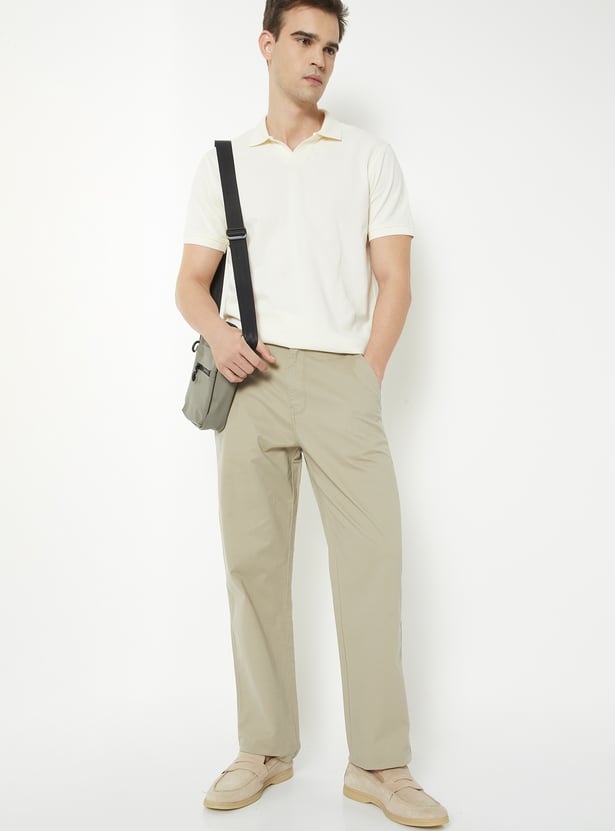 Men Solid Regular Fit Trousers