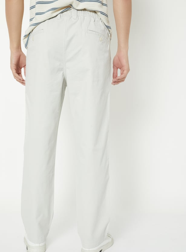 Men Solid Regular Fit Trousers