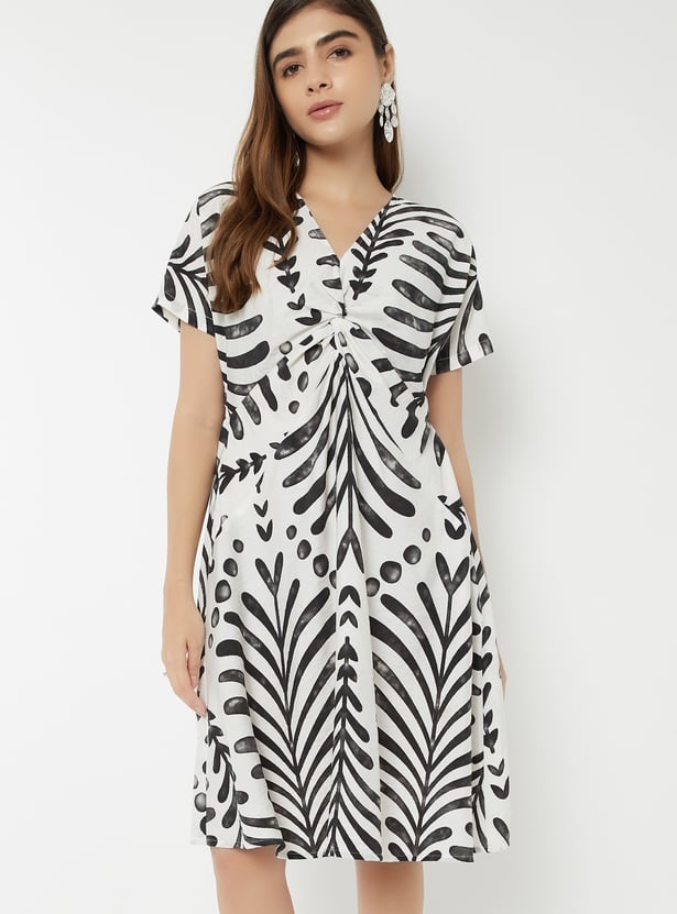 Women Printed Twisted Front A-line Dress
