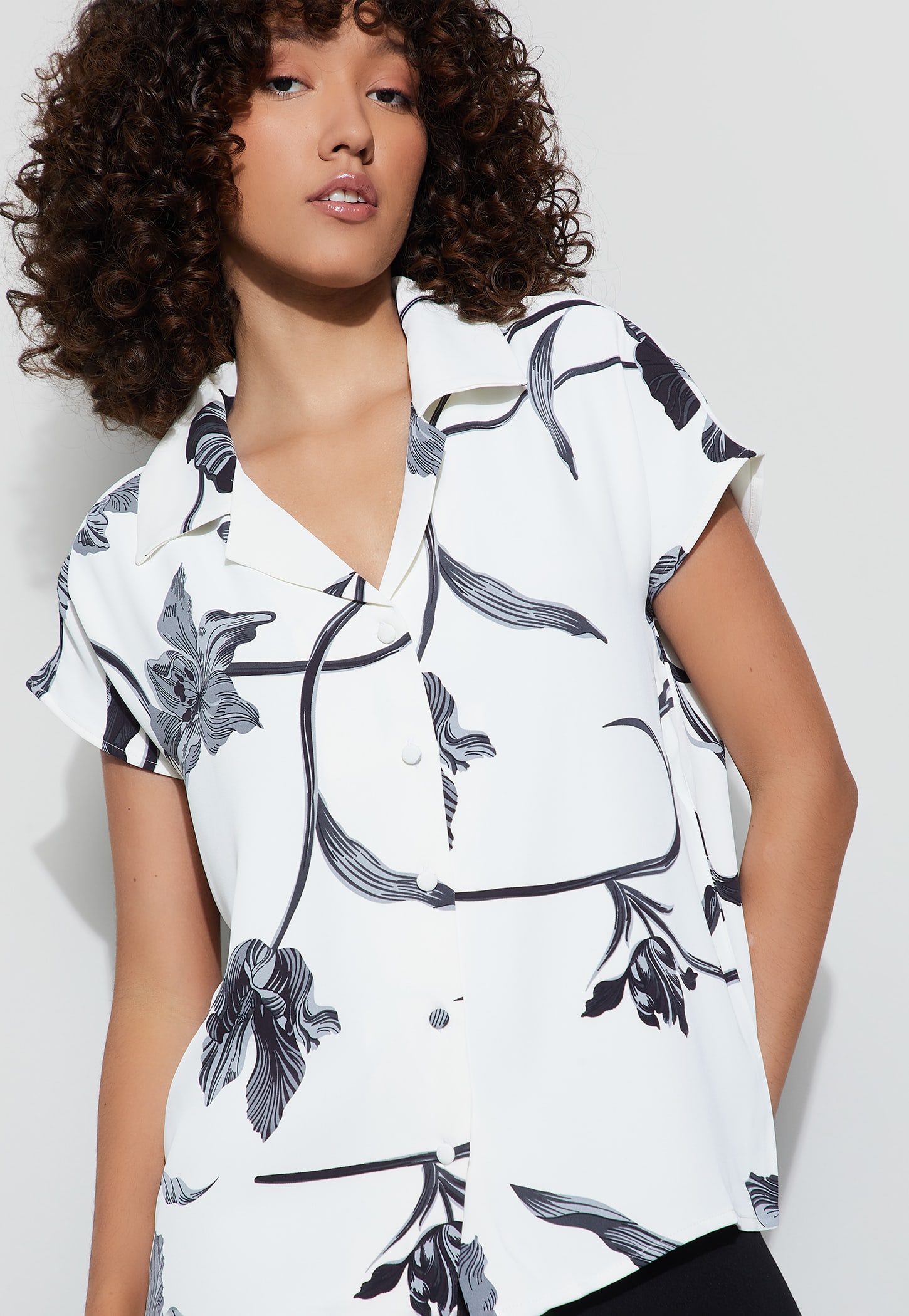 CODE Floral Print Cuban Collar Shirt-picture-49