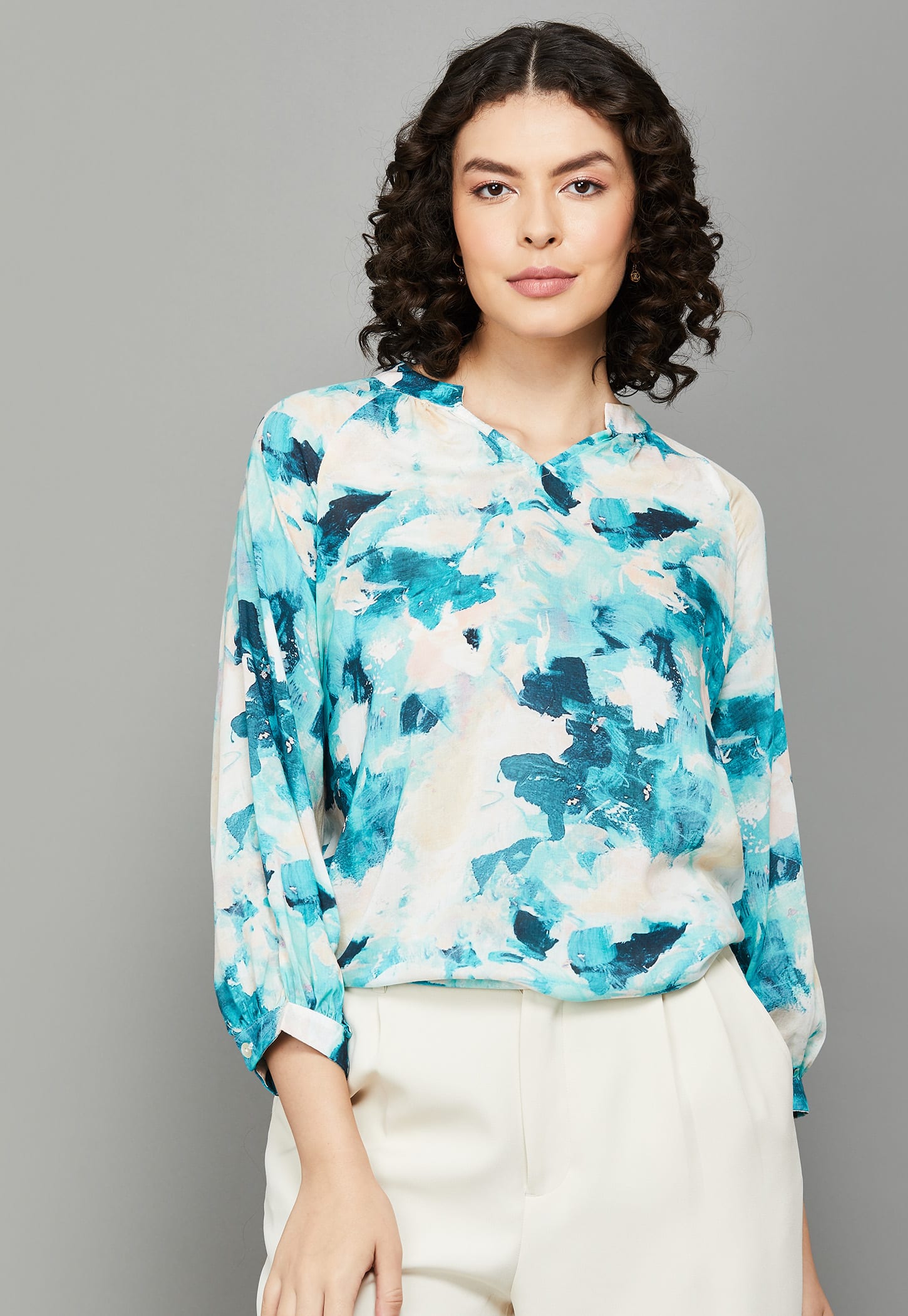 AND Abstract Print Band Collar Top-picture-39