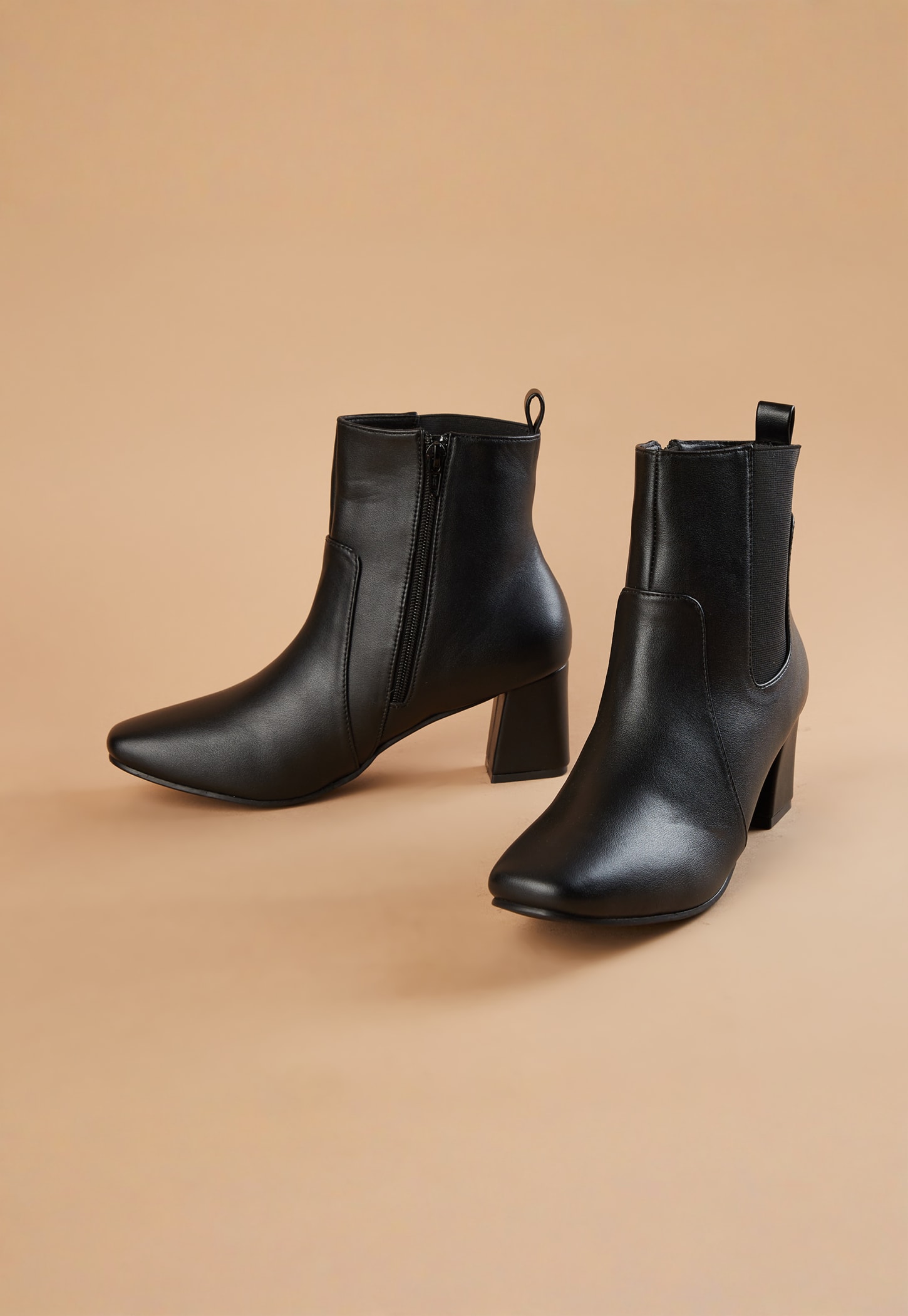 GINGER Solid Heeled Chelsea Boots-picture-42