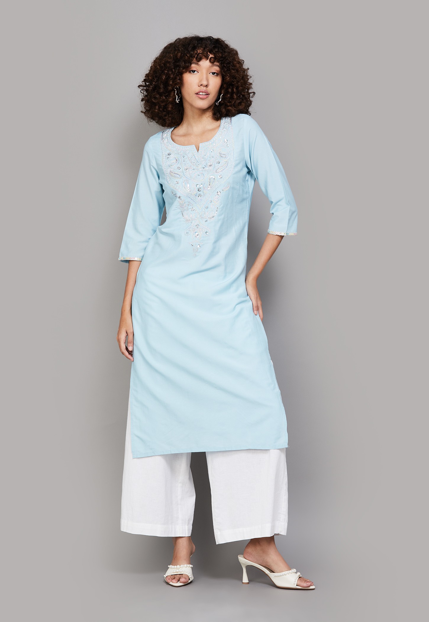 AURELIA Embroidered Straight Kurta-picture-26