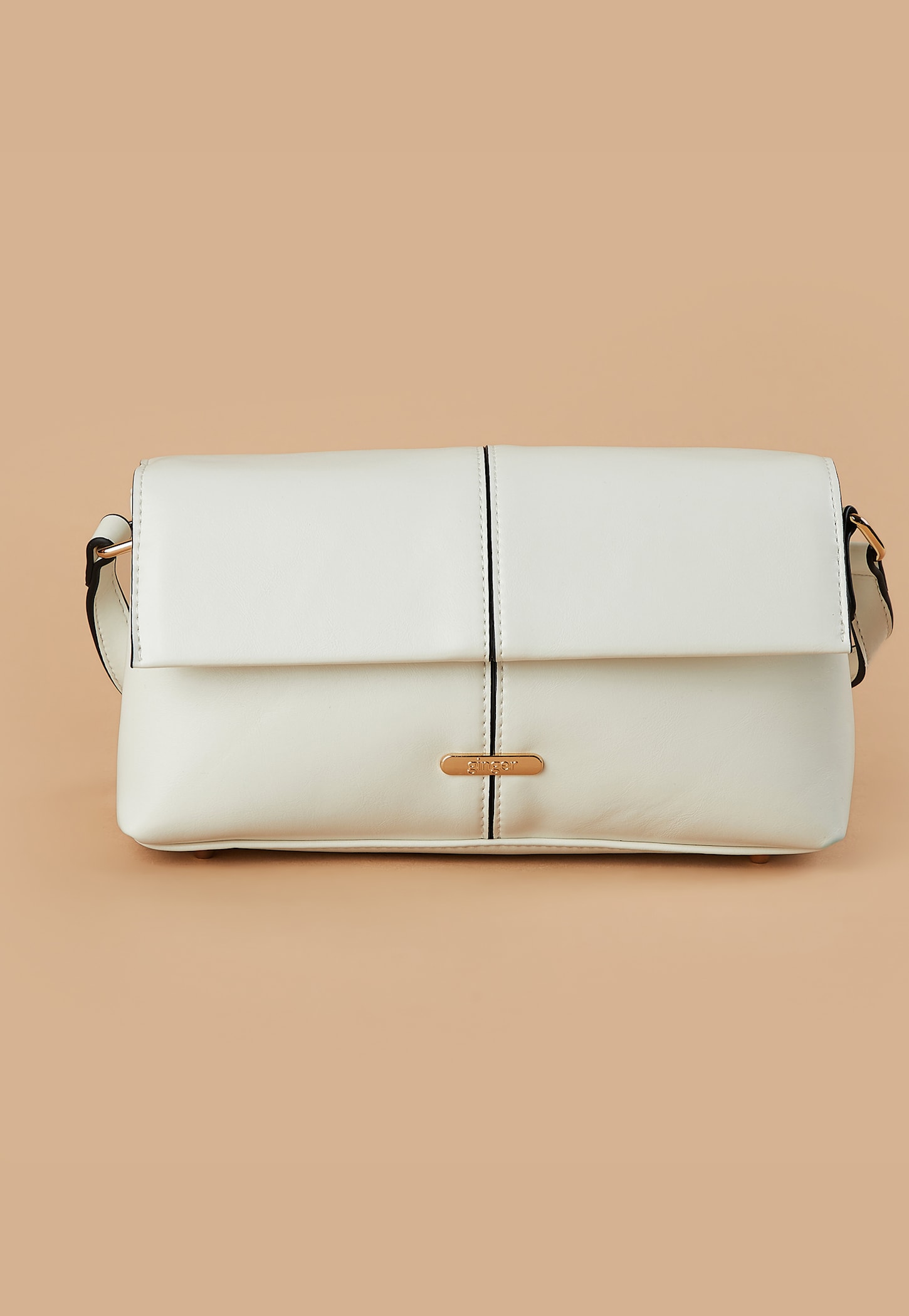 GINGER Solid Sling Bag