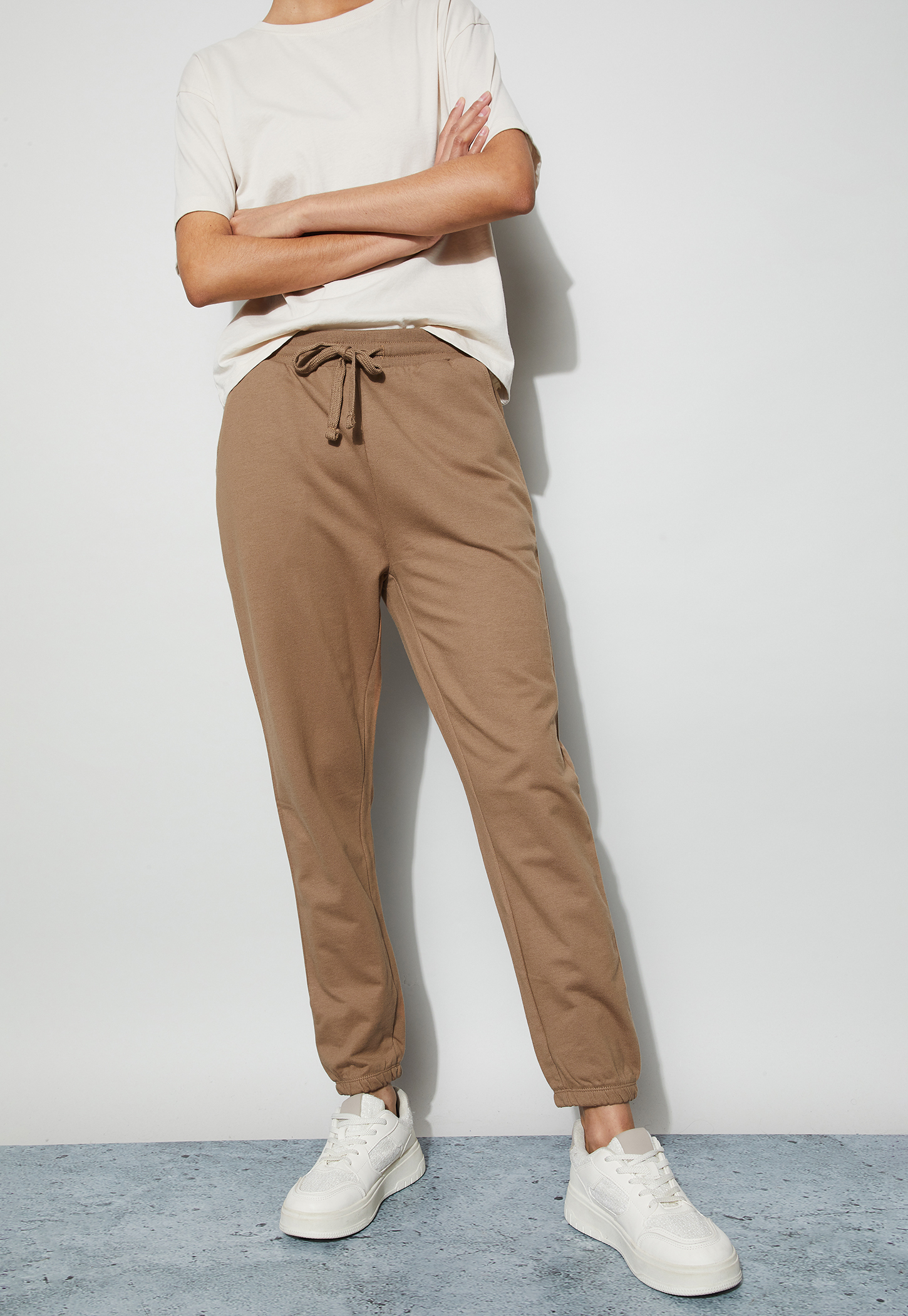 FAME FOREVER Solid Joggers-picture-26