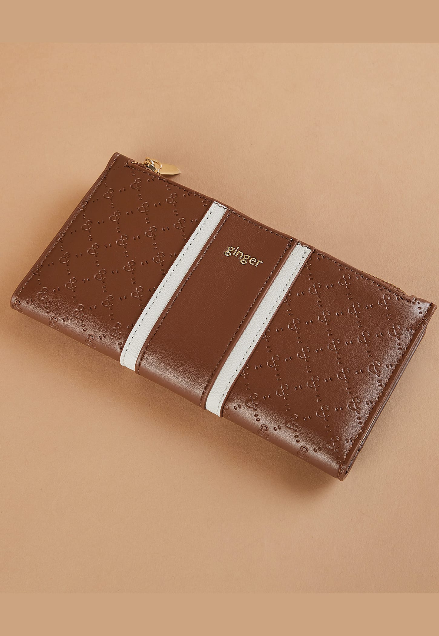 GINGER Debossed Bi-Fold Wallet-picture-15
