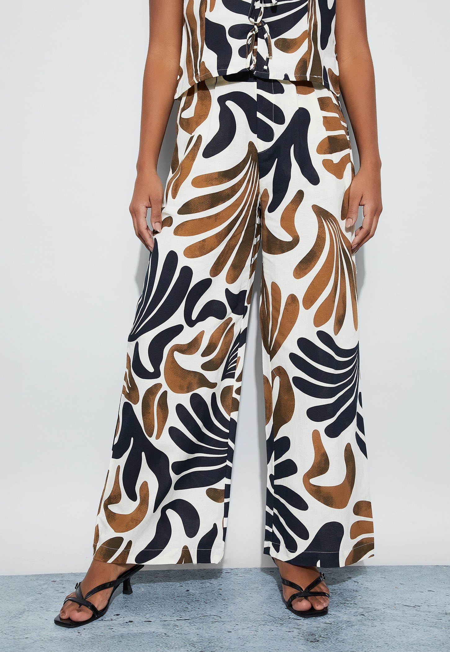 GINGER Printed Wide Leg Trousers-picture-41