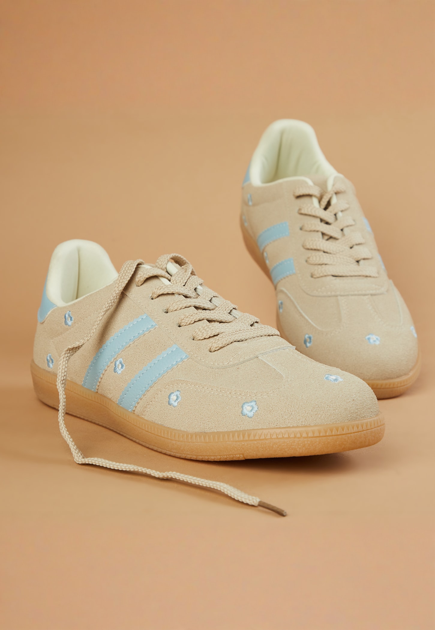 GINGER Floral Embroidered Sneakers-picture-43
