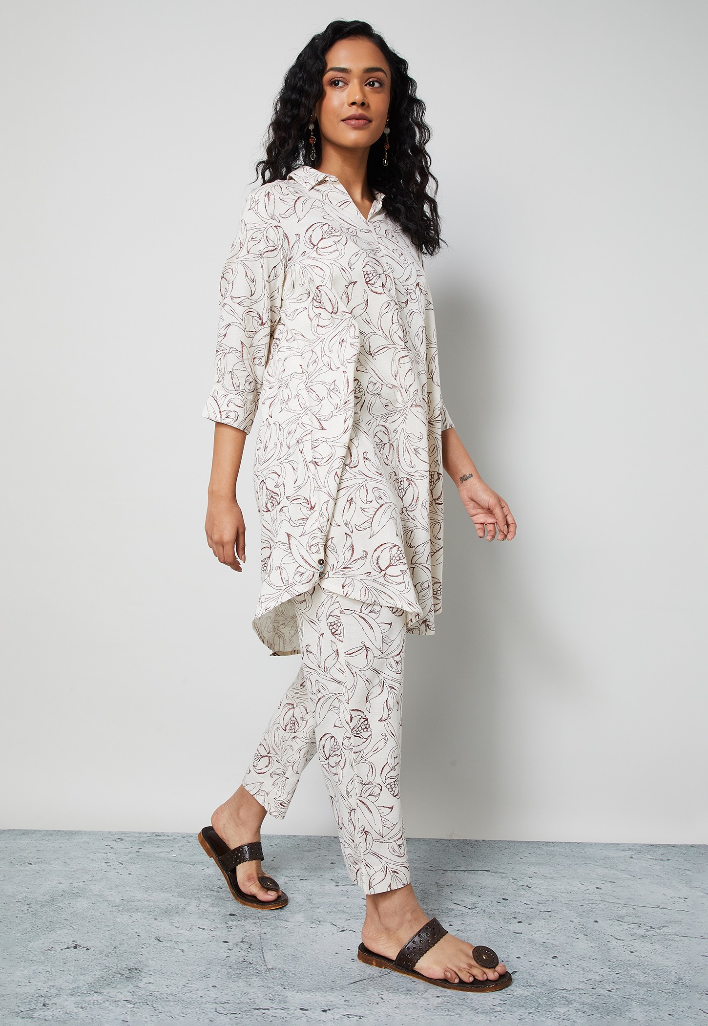 MELANGE Printed High-Low Hem Kurta Set-picture-25