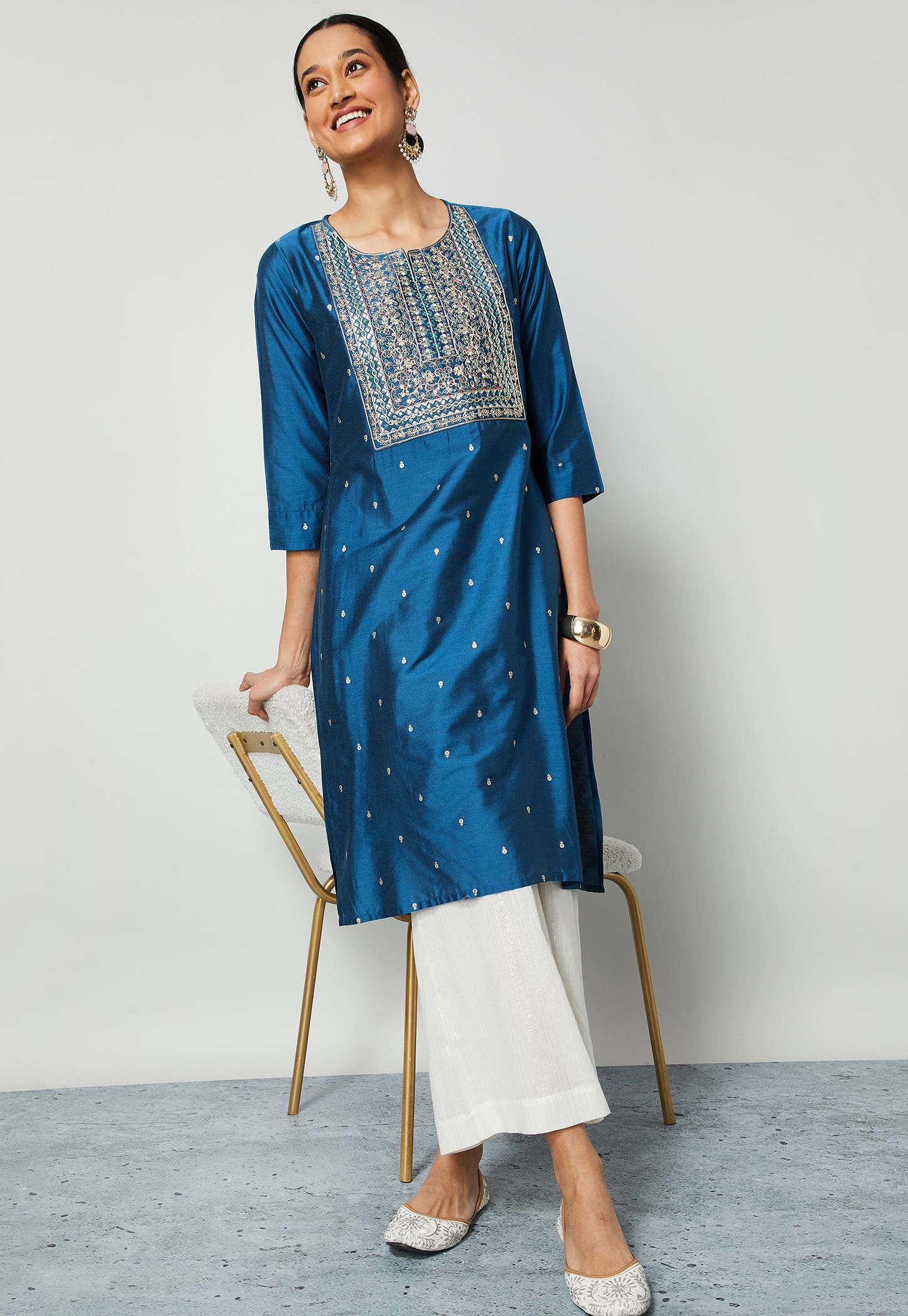 MELANGE Embroidered Straight Kurta-picture-22