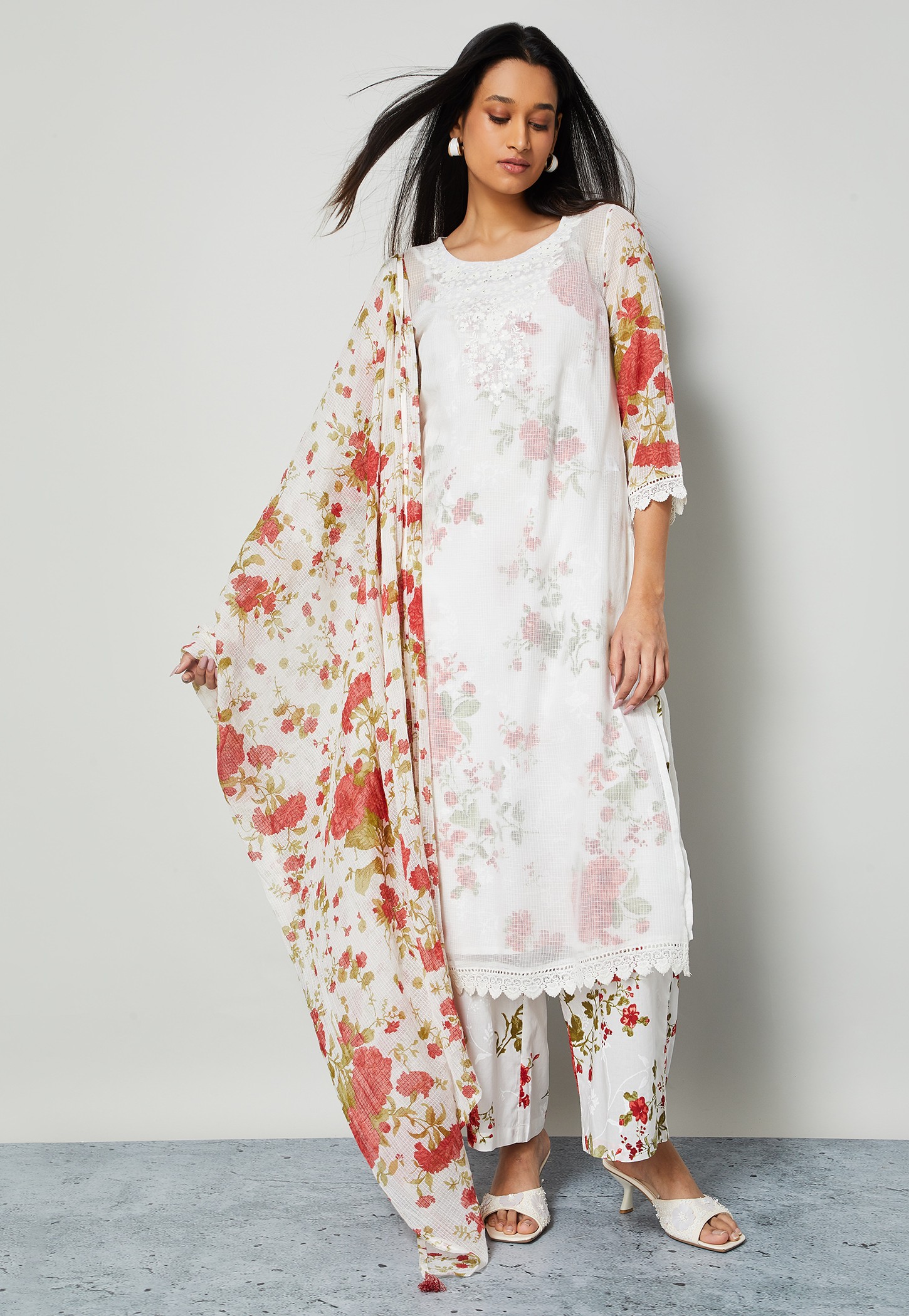 MELANGE Floral Print Straight Kurta with Inner-picture-32