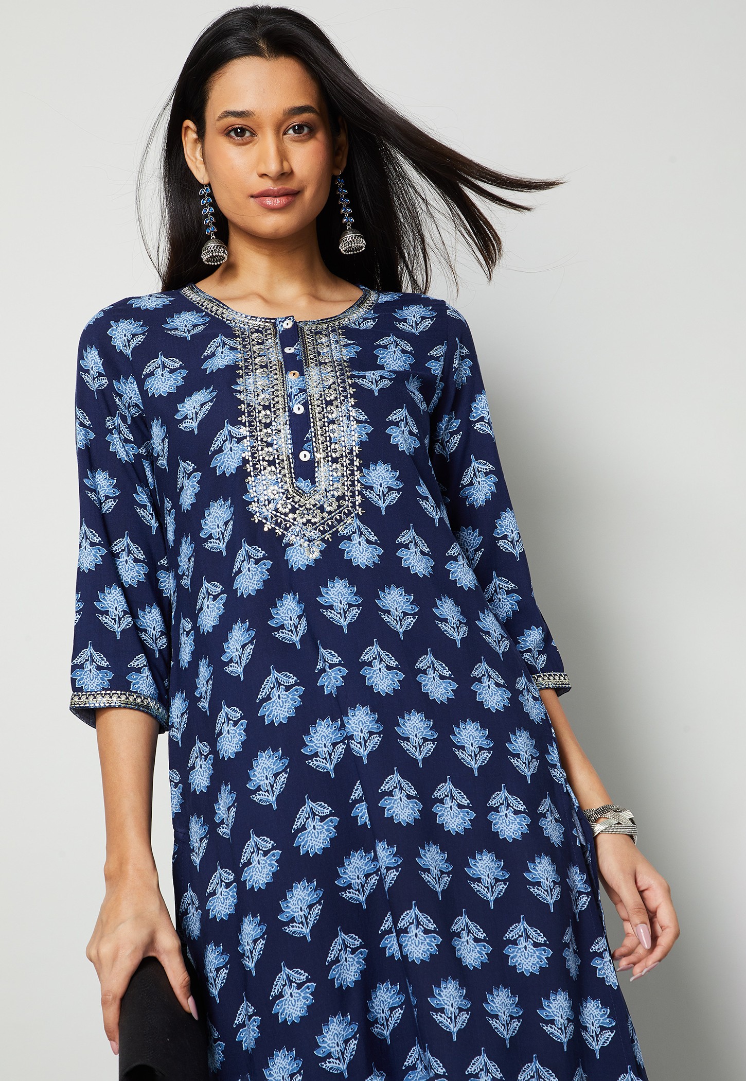 MELANGE Floral Print Embellished Straight Kurta-picture-49