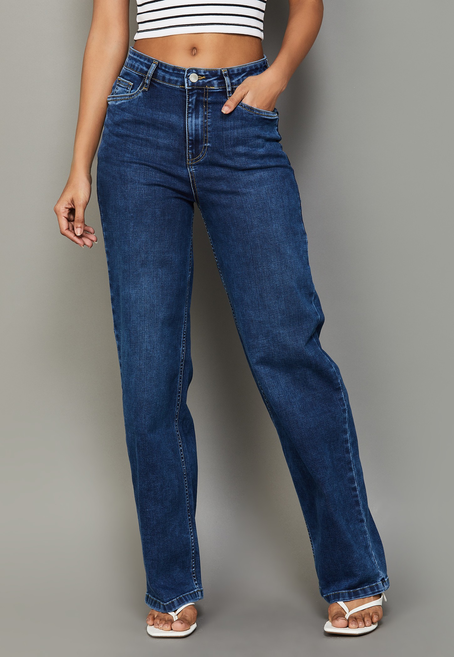 KRAUS Highrise Straight Fit Jeans-picture-36