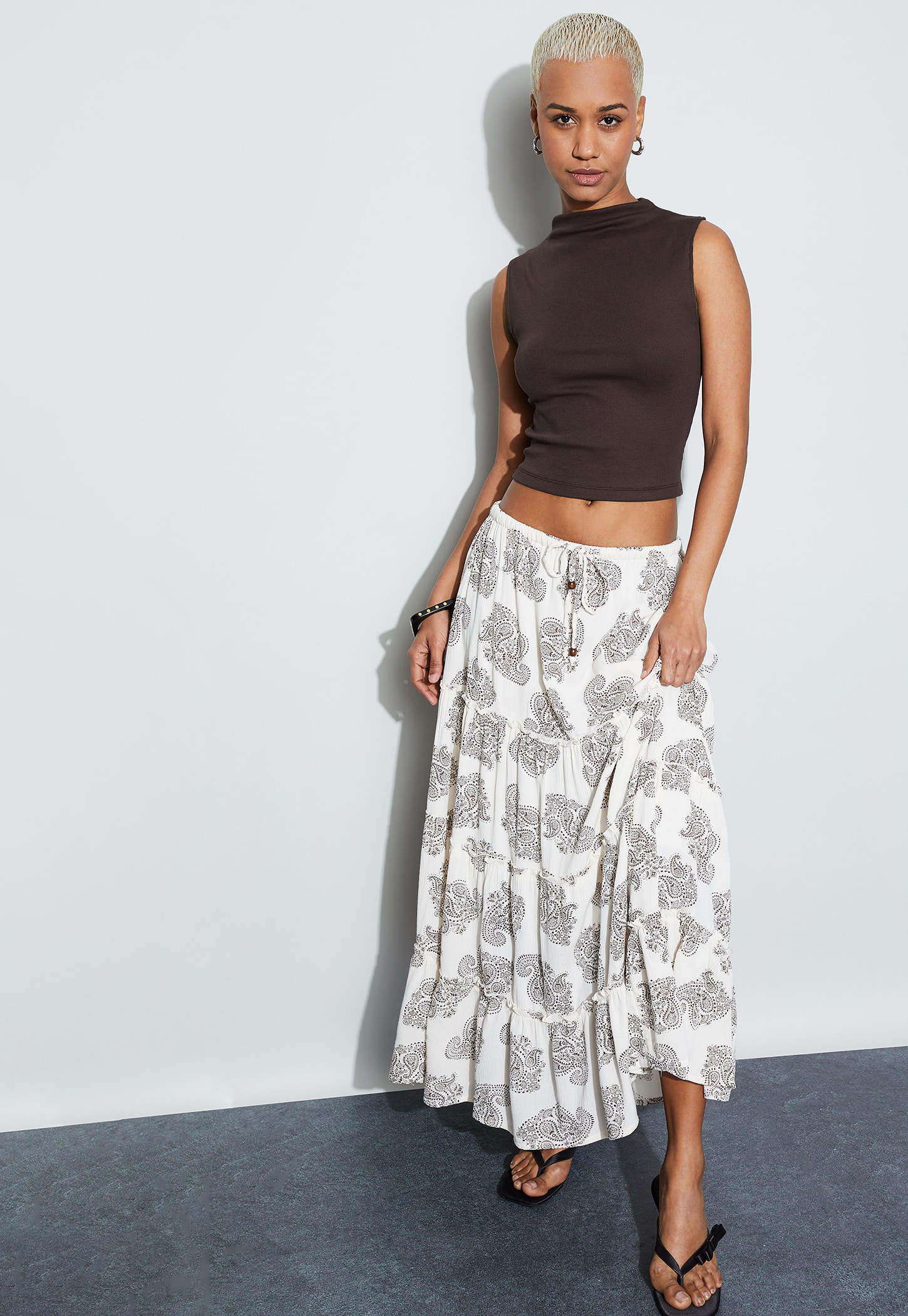 GINGER Ribbed Crop Top-picture-35