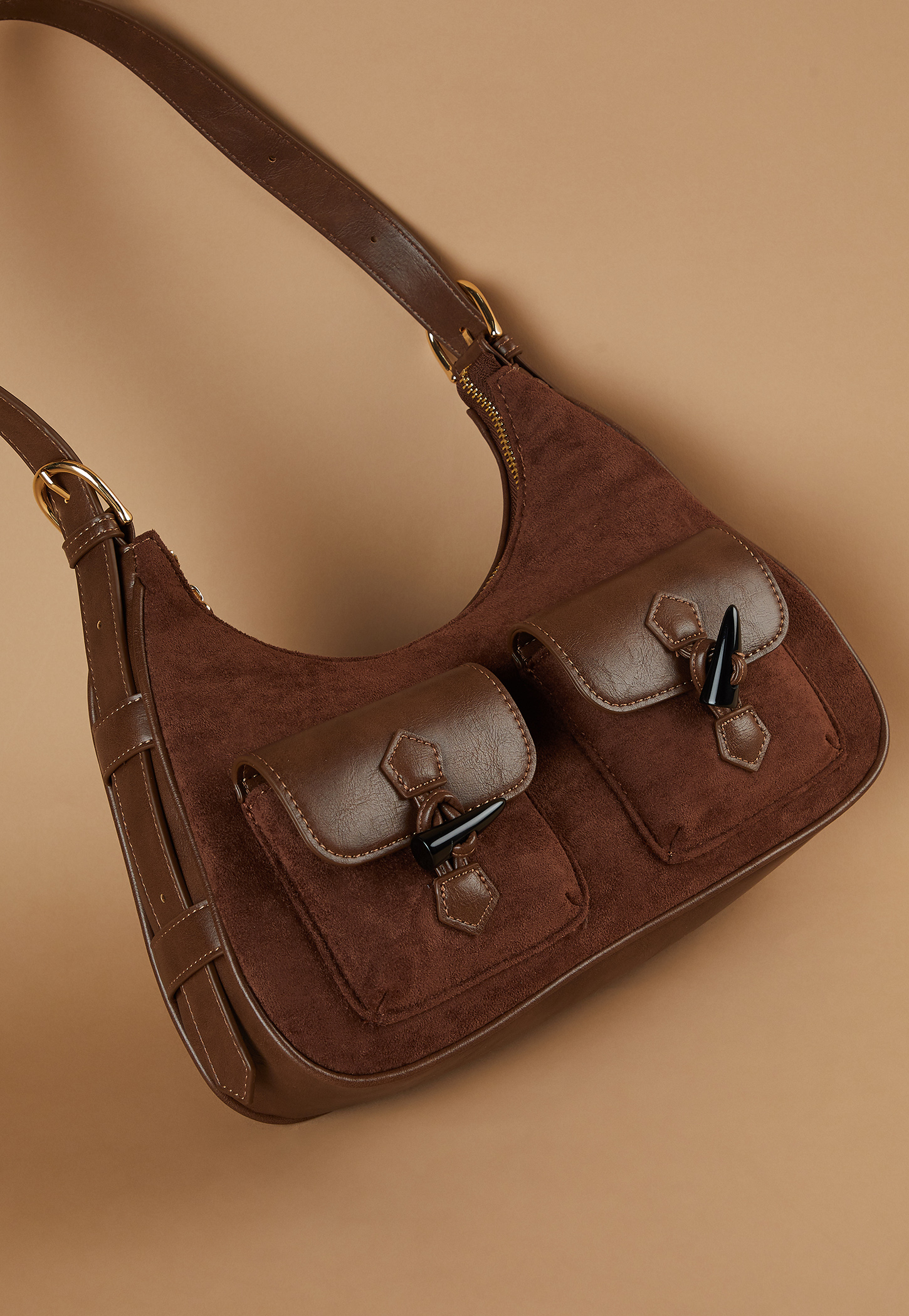 GINGER Textured Shoulder Bag