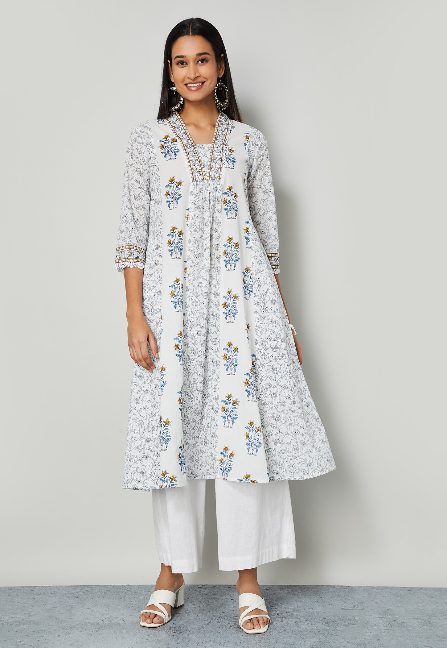 MELANGE Floral Print A-Line Kurta-picture-36