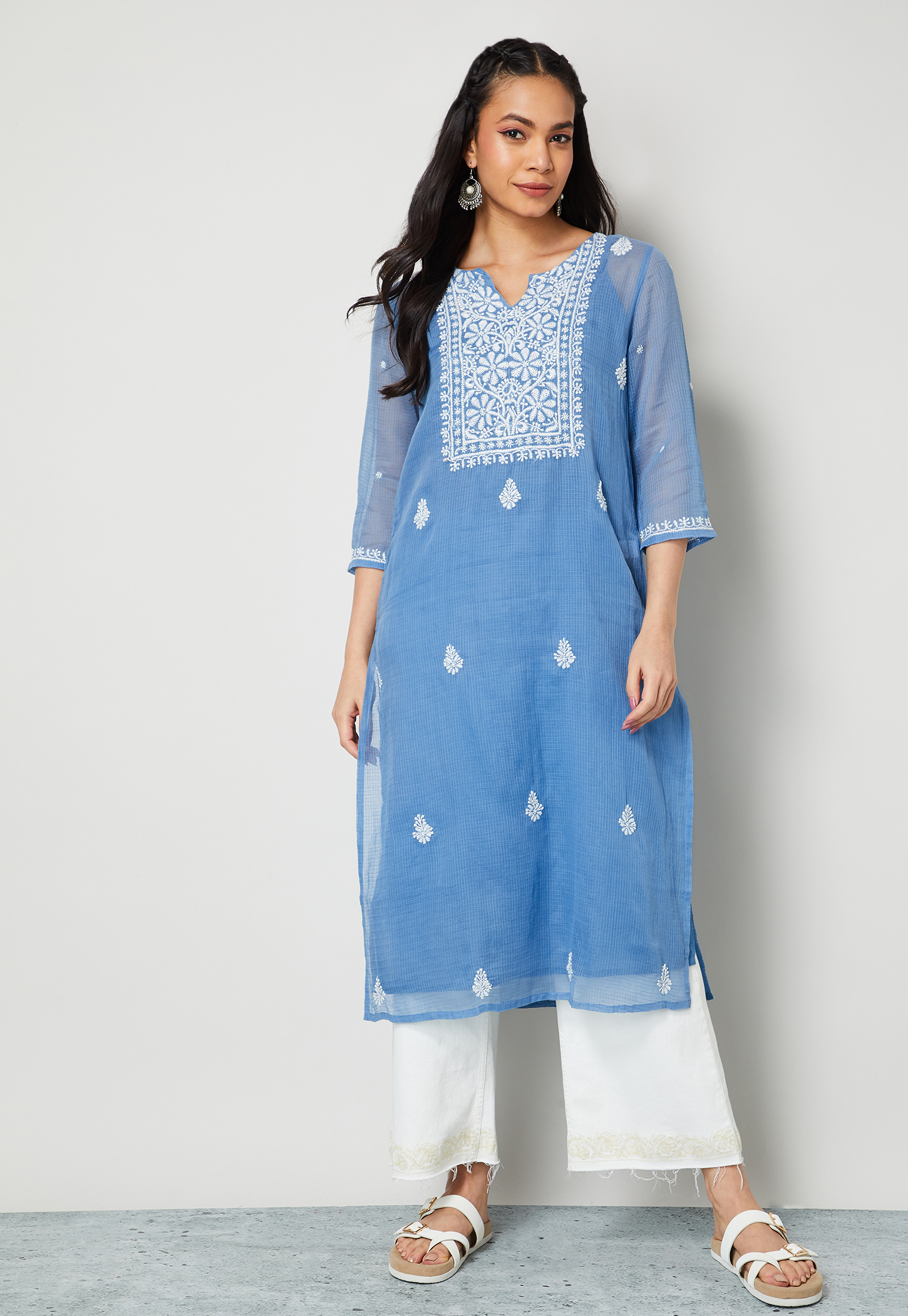 MELANGE Embroidered Ethnic Motif Straight Kurta Set-picture-35