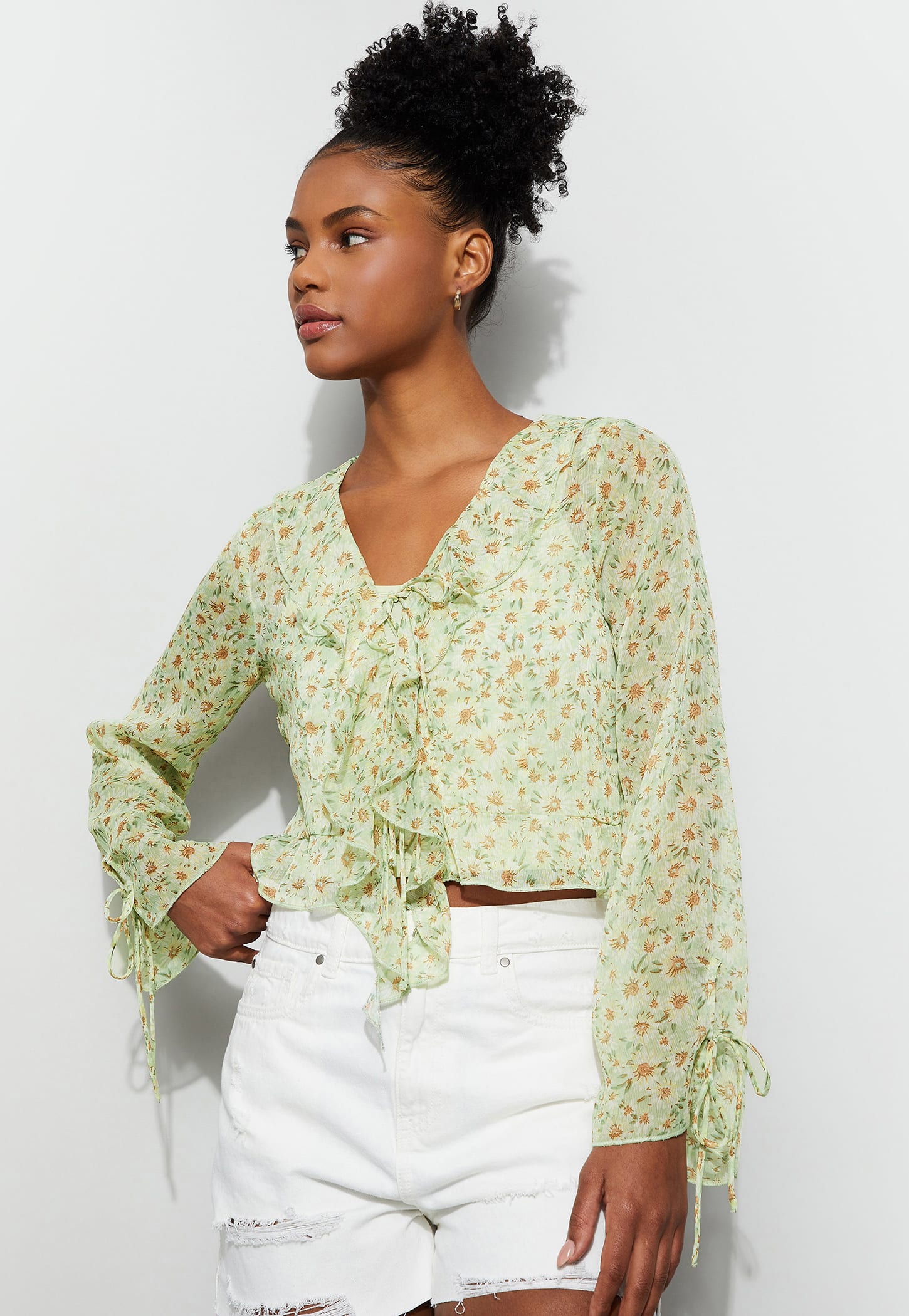 GINGER Floral Print Tie-Up Neck Crop Top-picture-39
