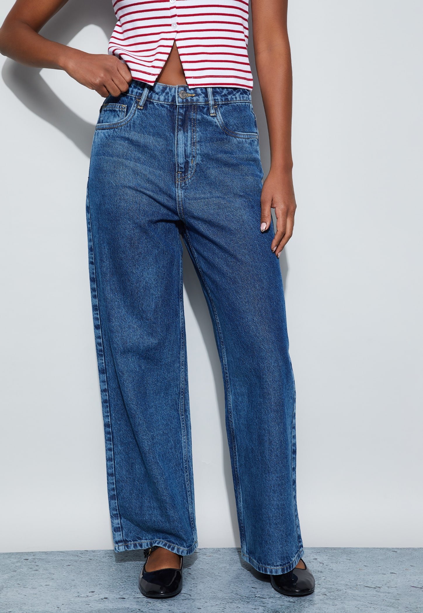 GINGER Washed Wide Leg Jeans-picture-32