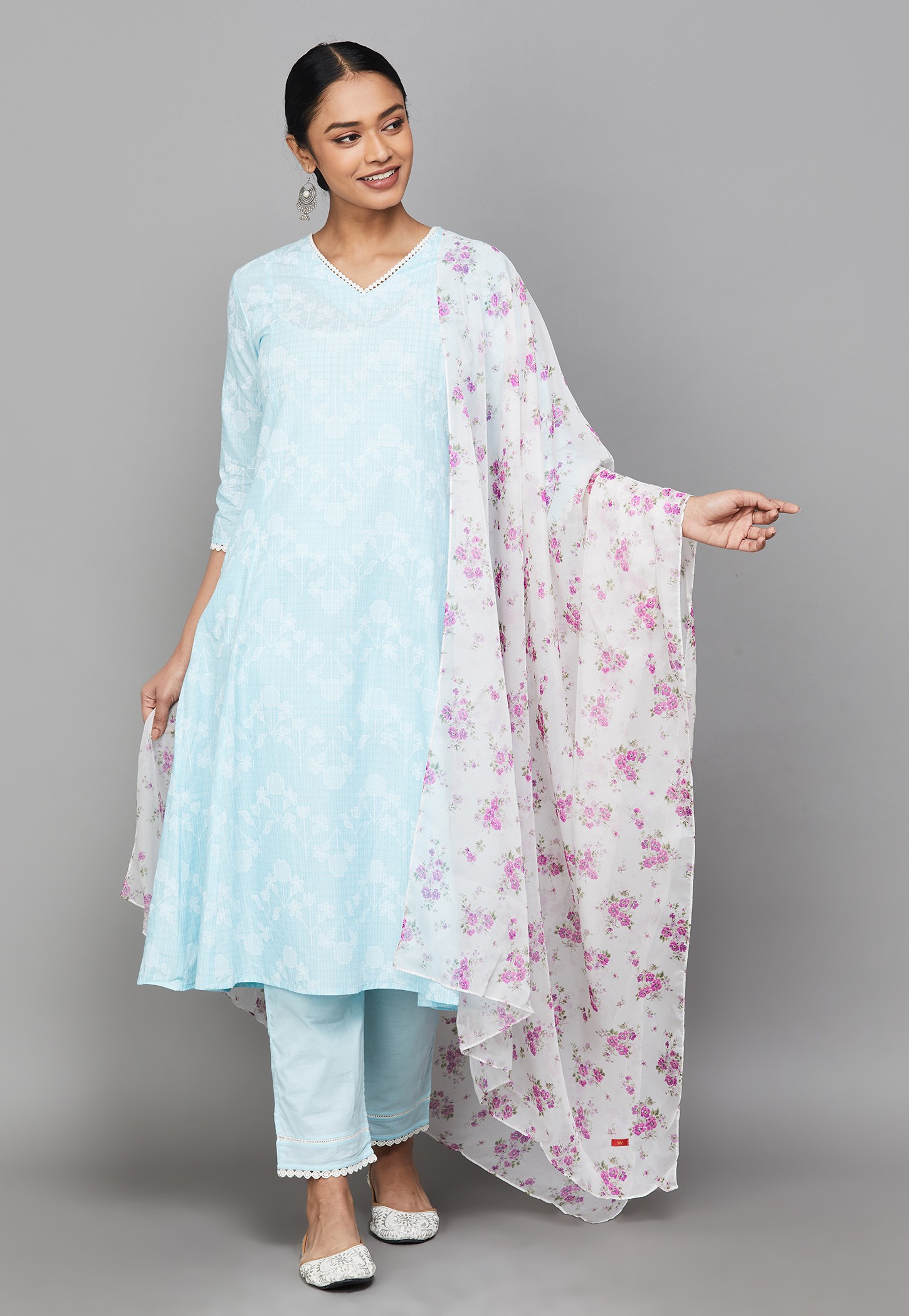 W Floral Print Dupatta-picture-11