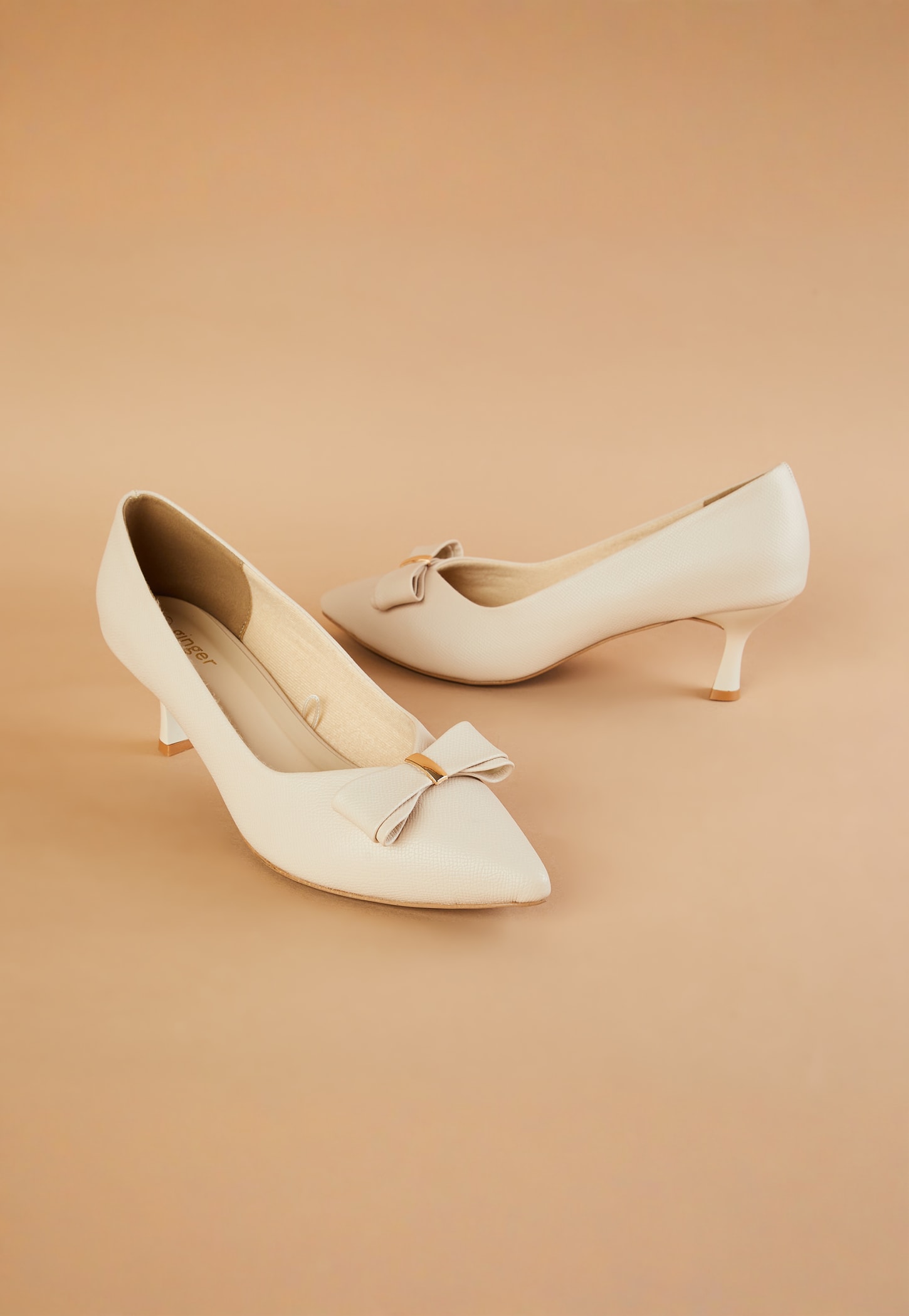 Ginger Textured Heels with Bow Detail-picture-24