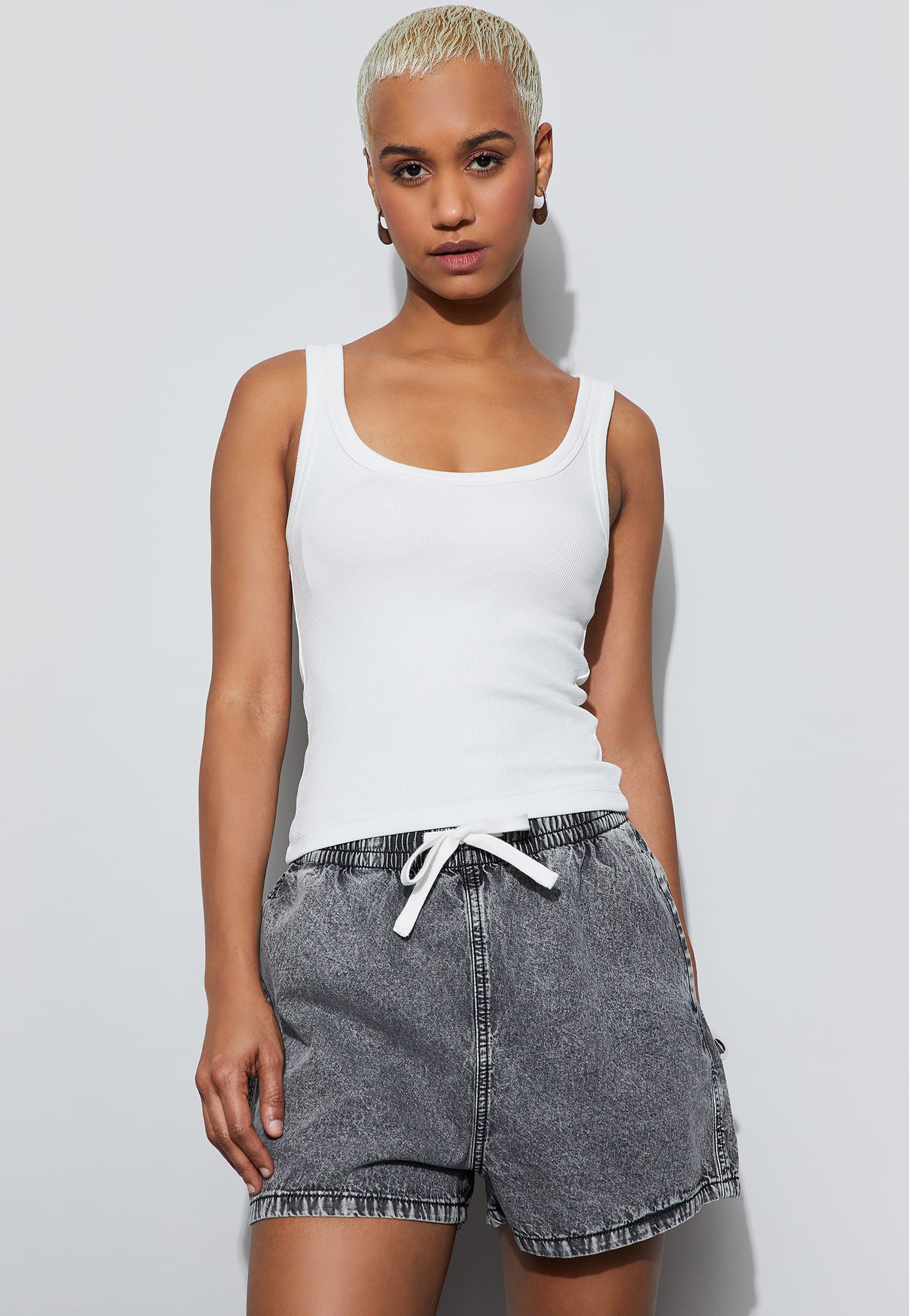 GINGER Solid Crop T-shirt-picture-17