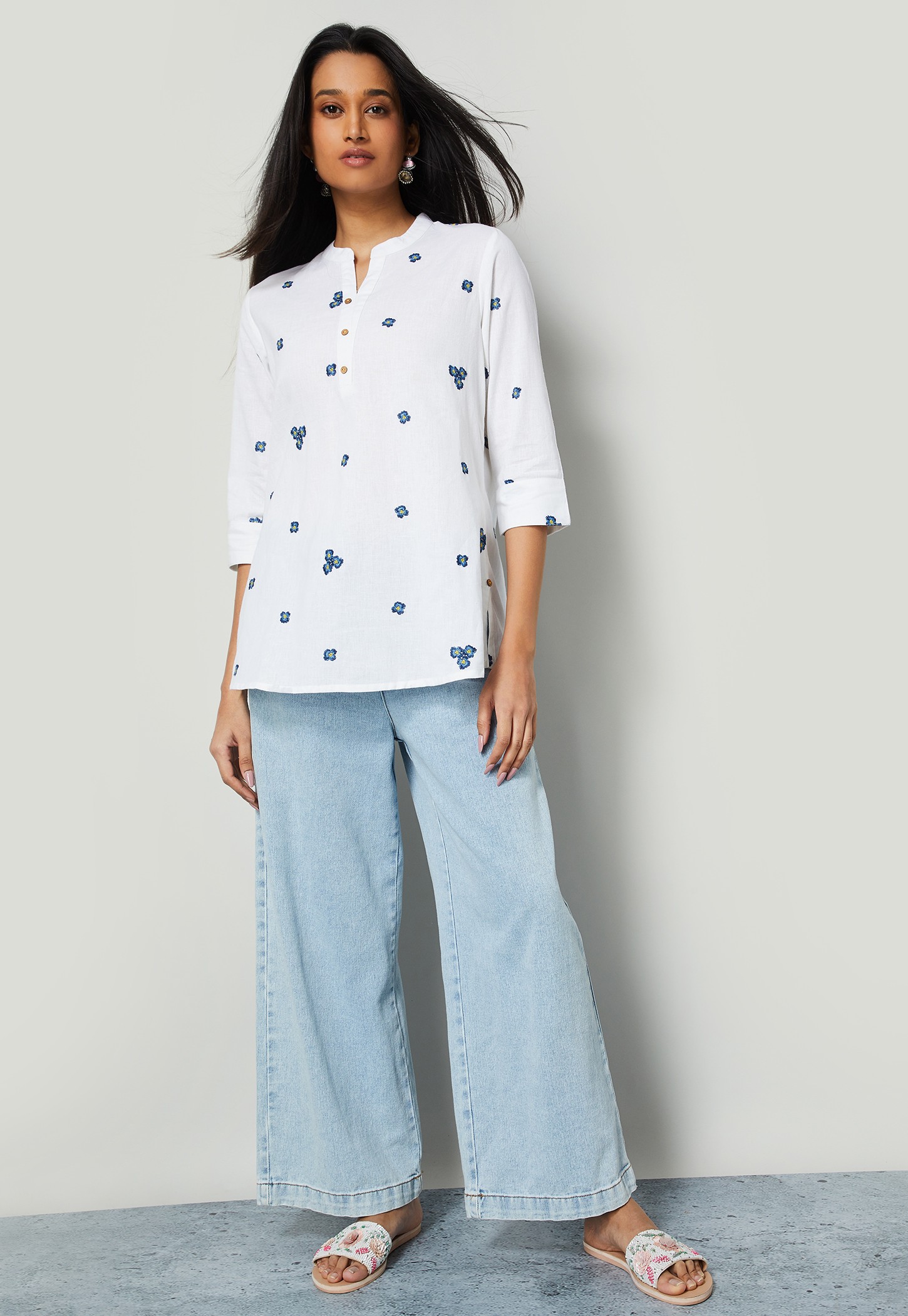 MELANGE Embroidered Tunic-picture-21