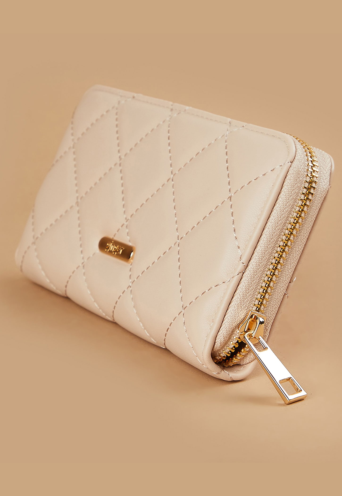 GINGER Quilted Wristlet Wallet-picture-14