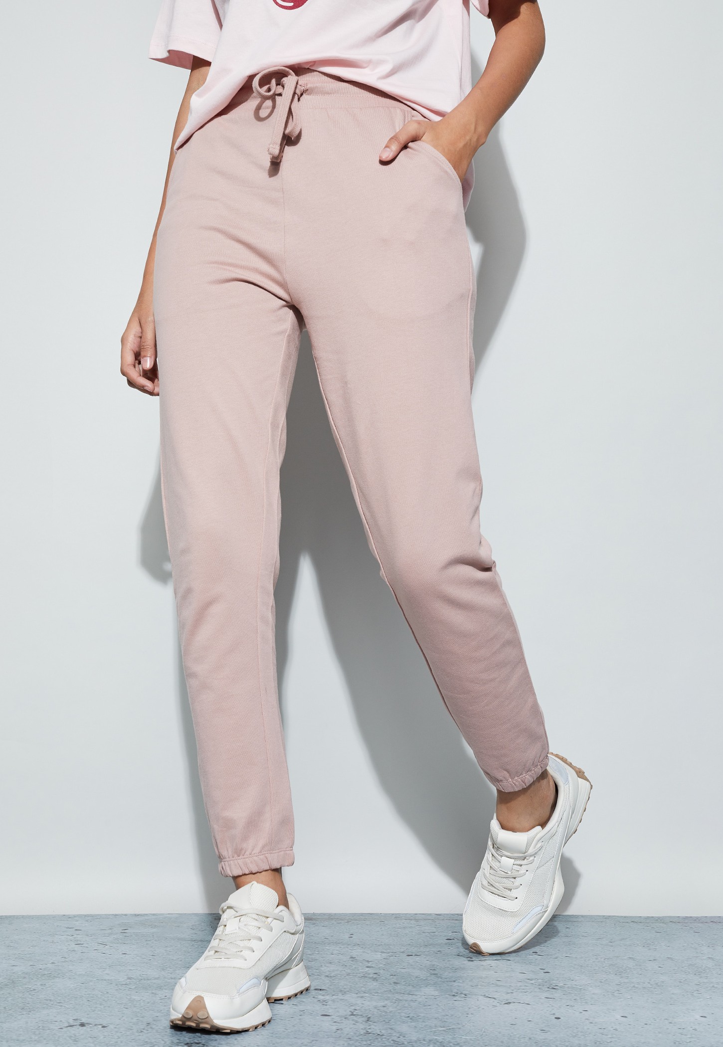 FAME FOREVER Solid Joggers-image-28