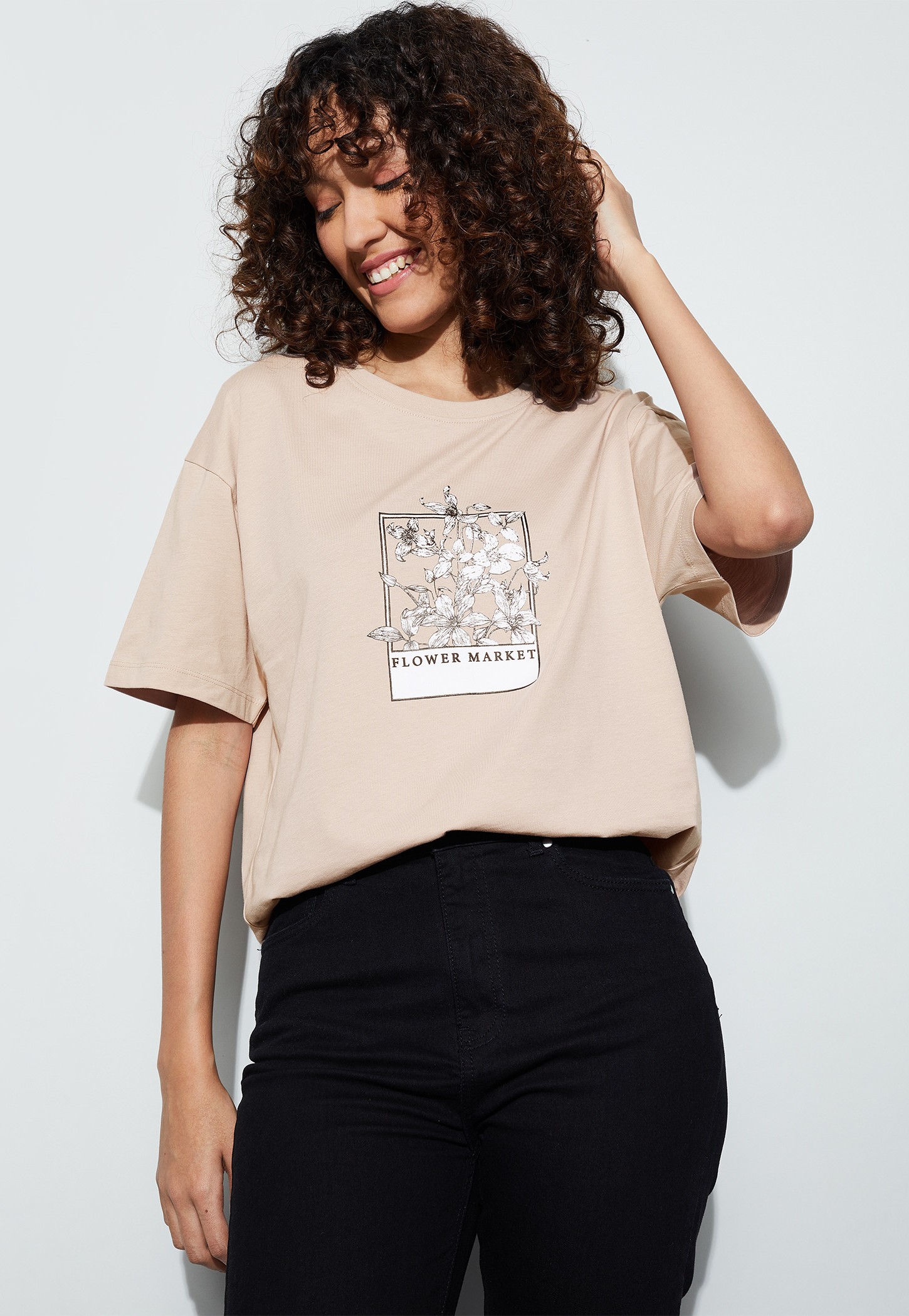 FAME FOREVER Graphic Print T-shirt-picture-16