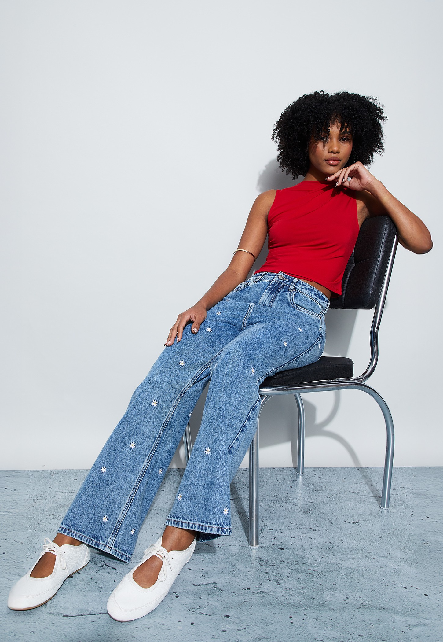 GINGER Embroidered High Waist Jeans-picture-33