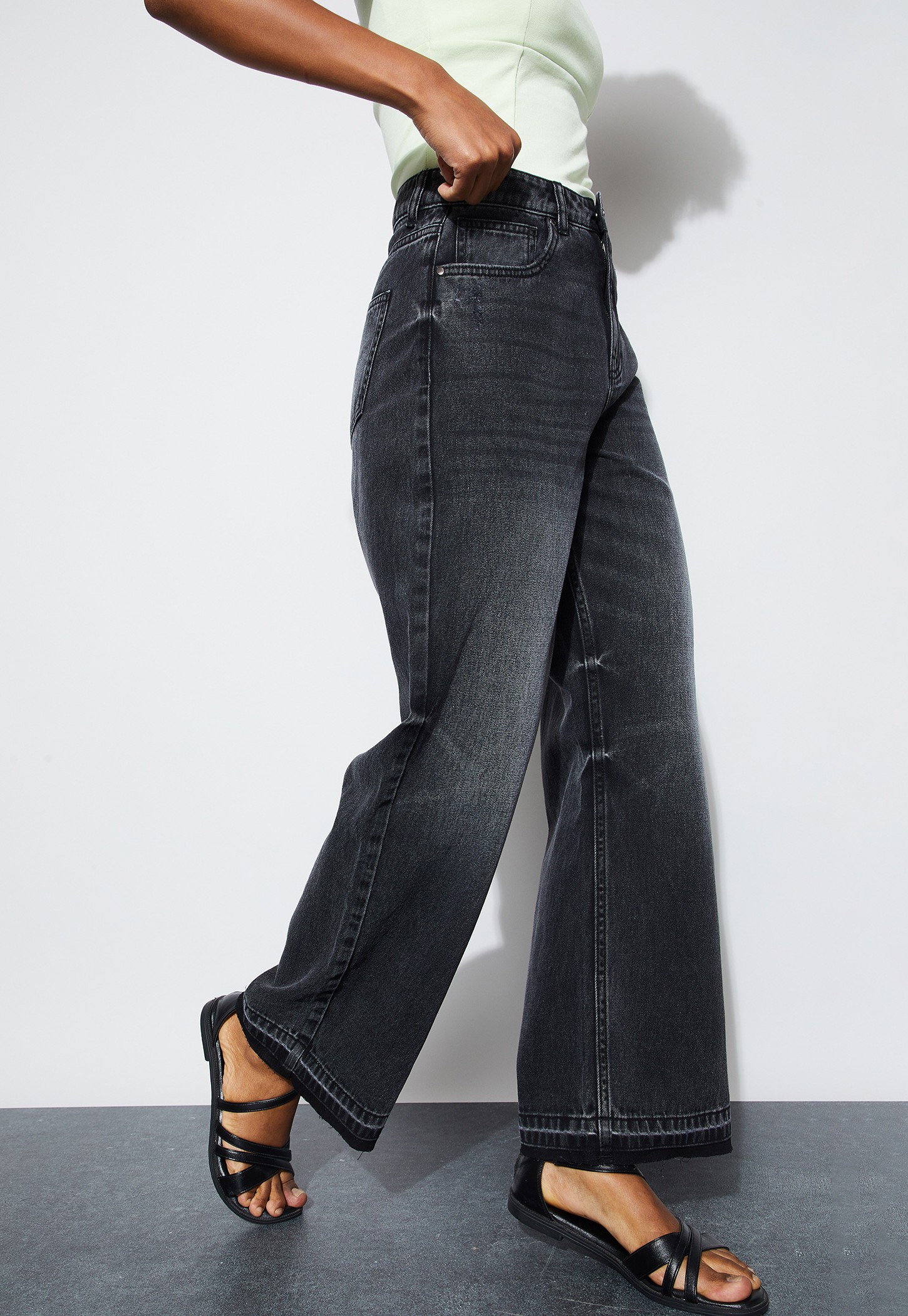 GINGER Washed Straight Fit Jeans-picture-46