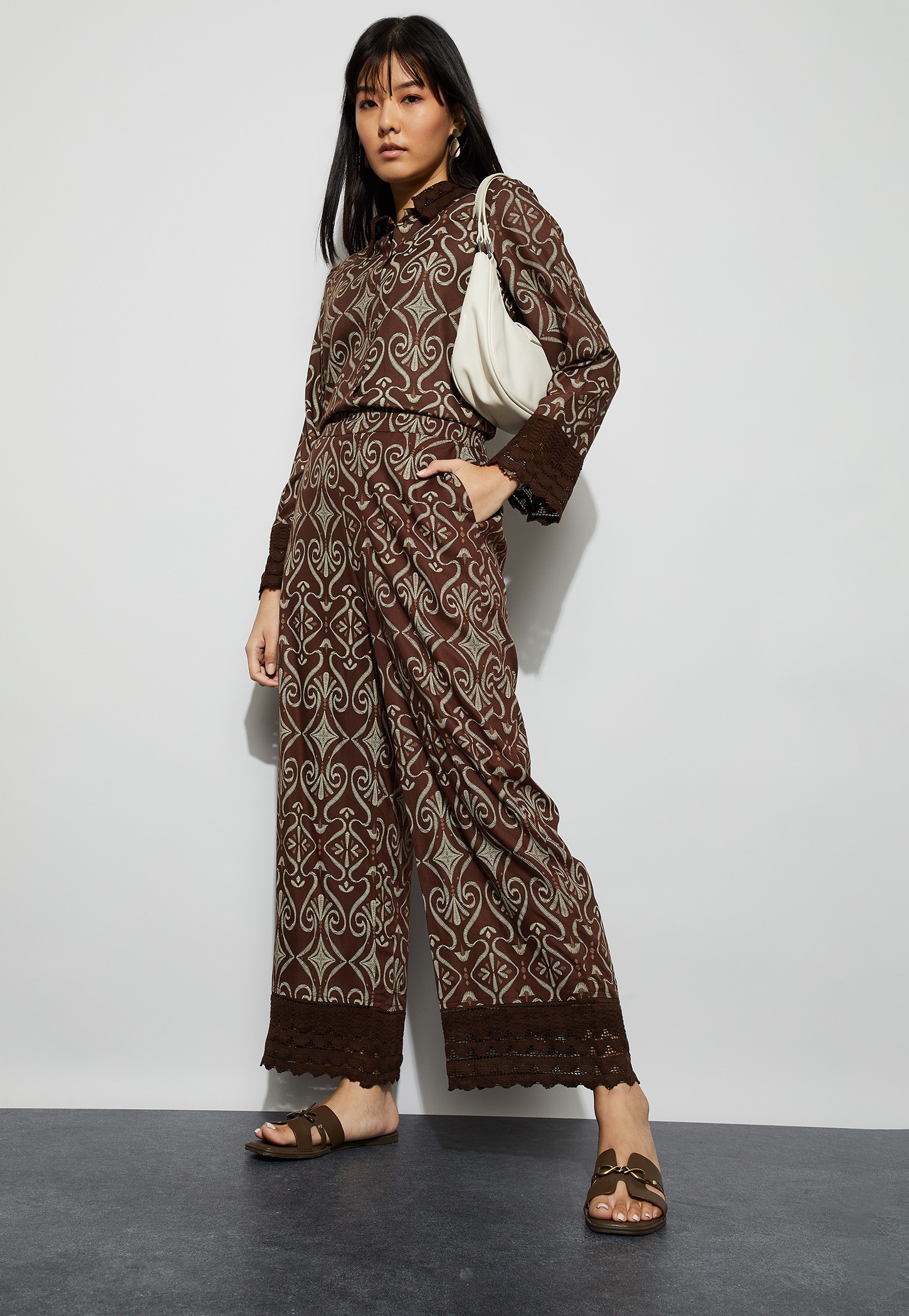 FAME FOREVER Printed Wide Legs Trousers-picture-16