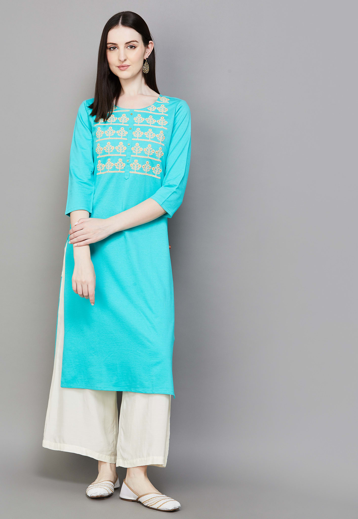 SPAN Embroidered Straight Kurta-picture-20
