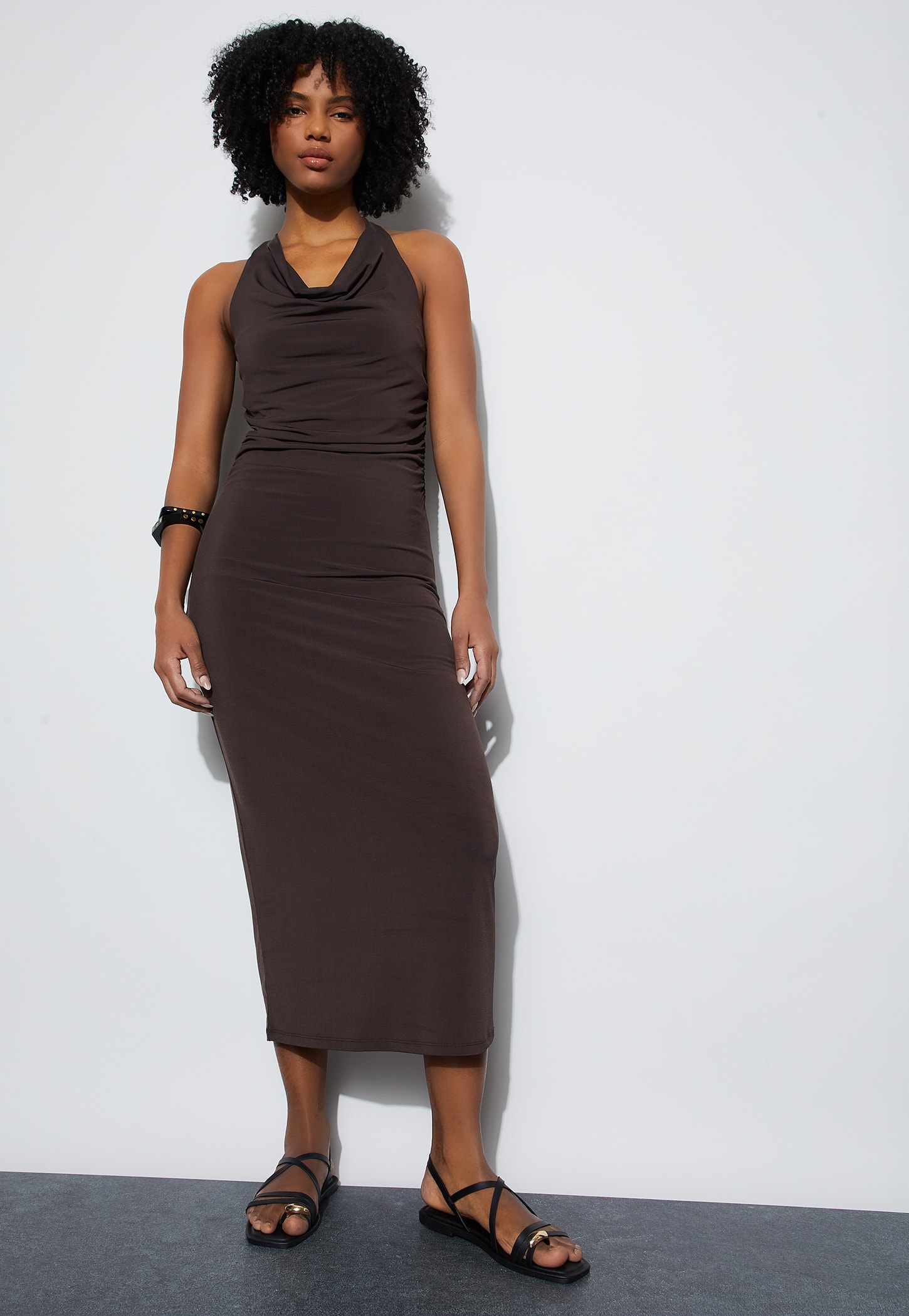 GINGER Solid Halter Neck Bodycon Dress-picture-41
