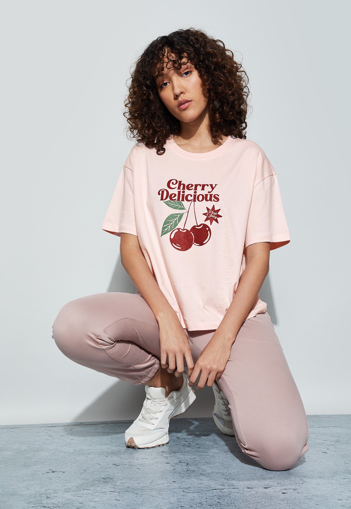 FAME FOREVER Graphic Print T-shirt-picture-28