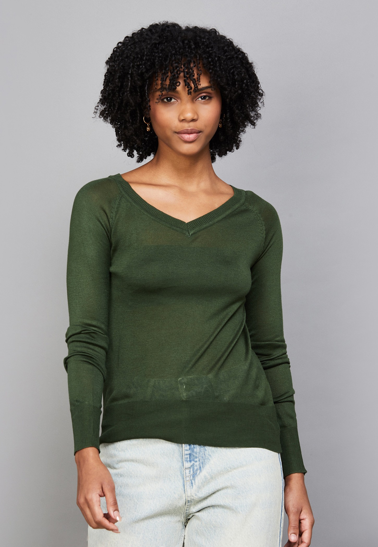AND Solid V-Neck Top-picture-42