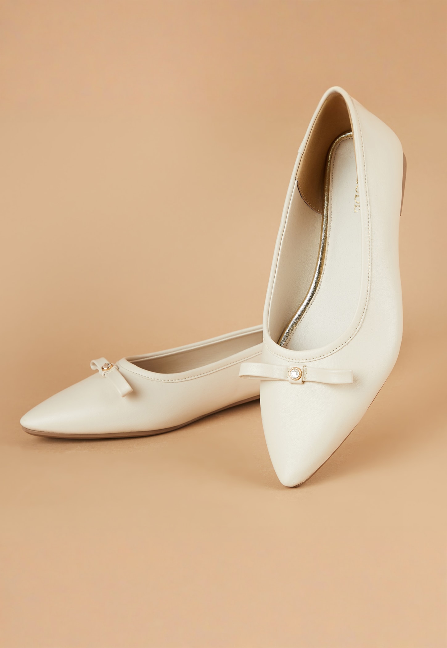 CODE Solid Pointed Toe Ballerinas-picture-37