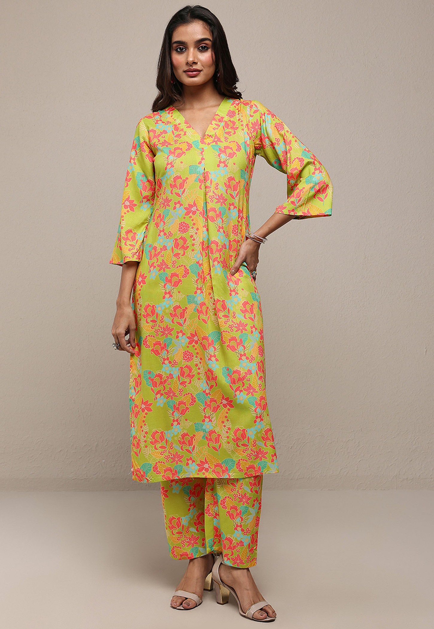 LIBAS Floral Print Straight Kurta Set-picture-46