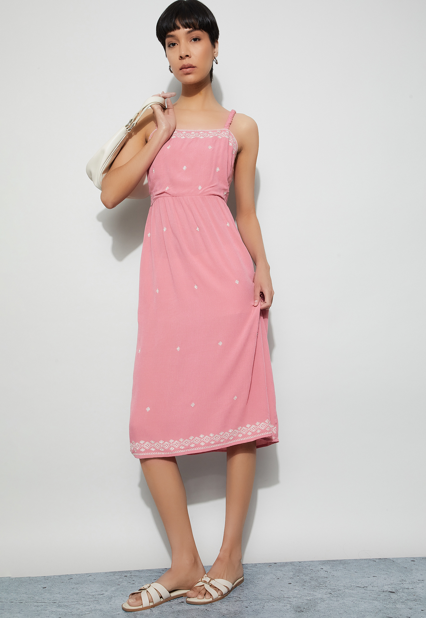 FAME FOREVER Embroidered Midi Dress-picture-48