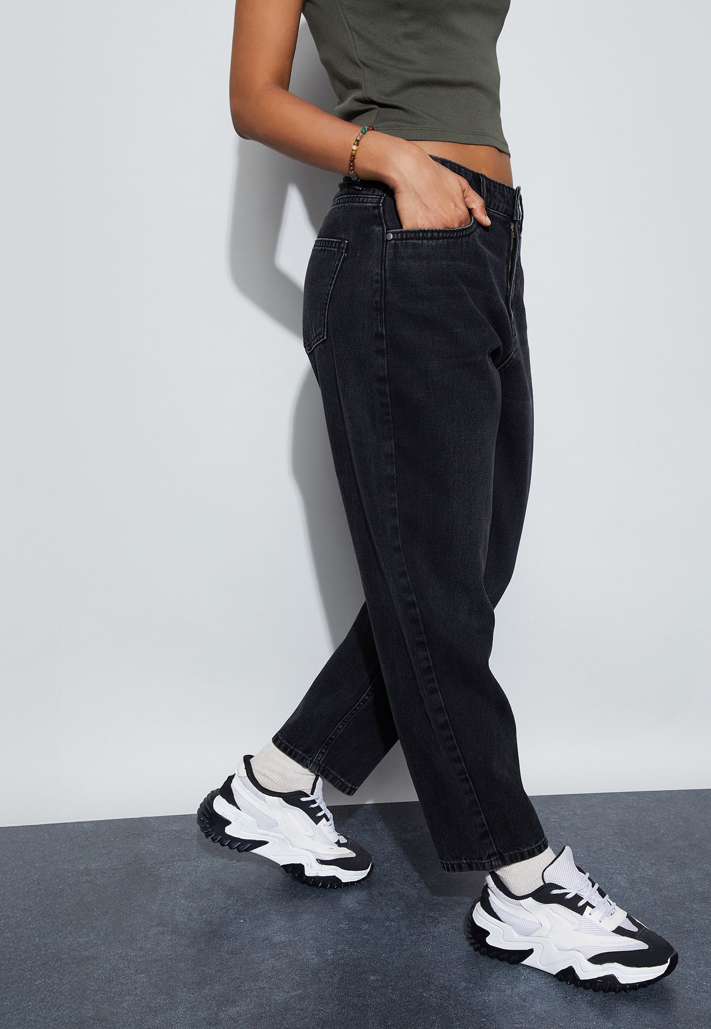 GINGER Solid High-Waist Jeans-picture-50